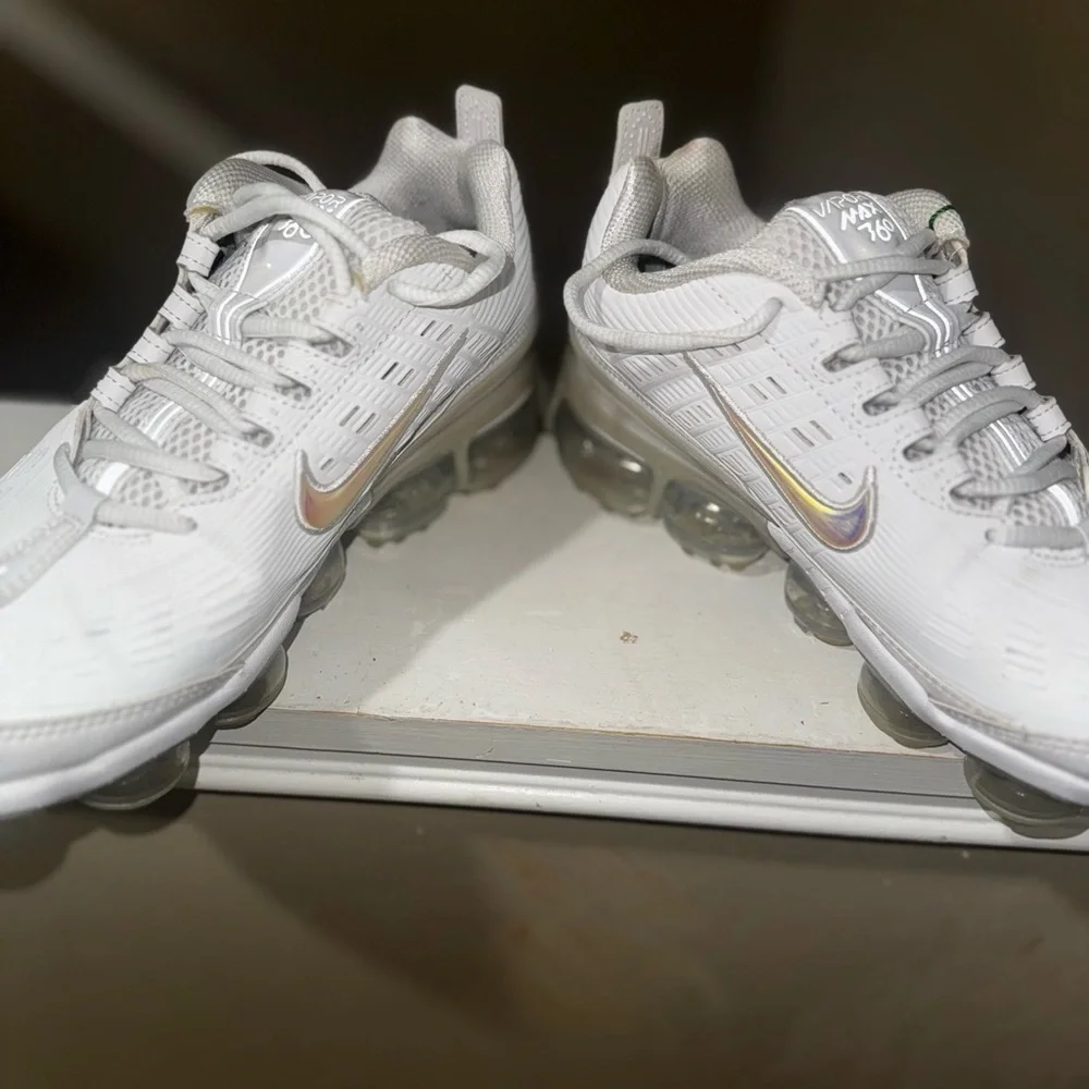 Women’s Nike VaporMax